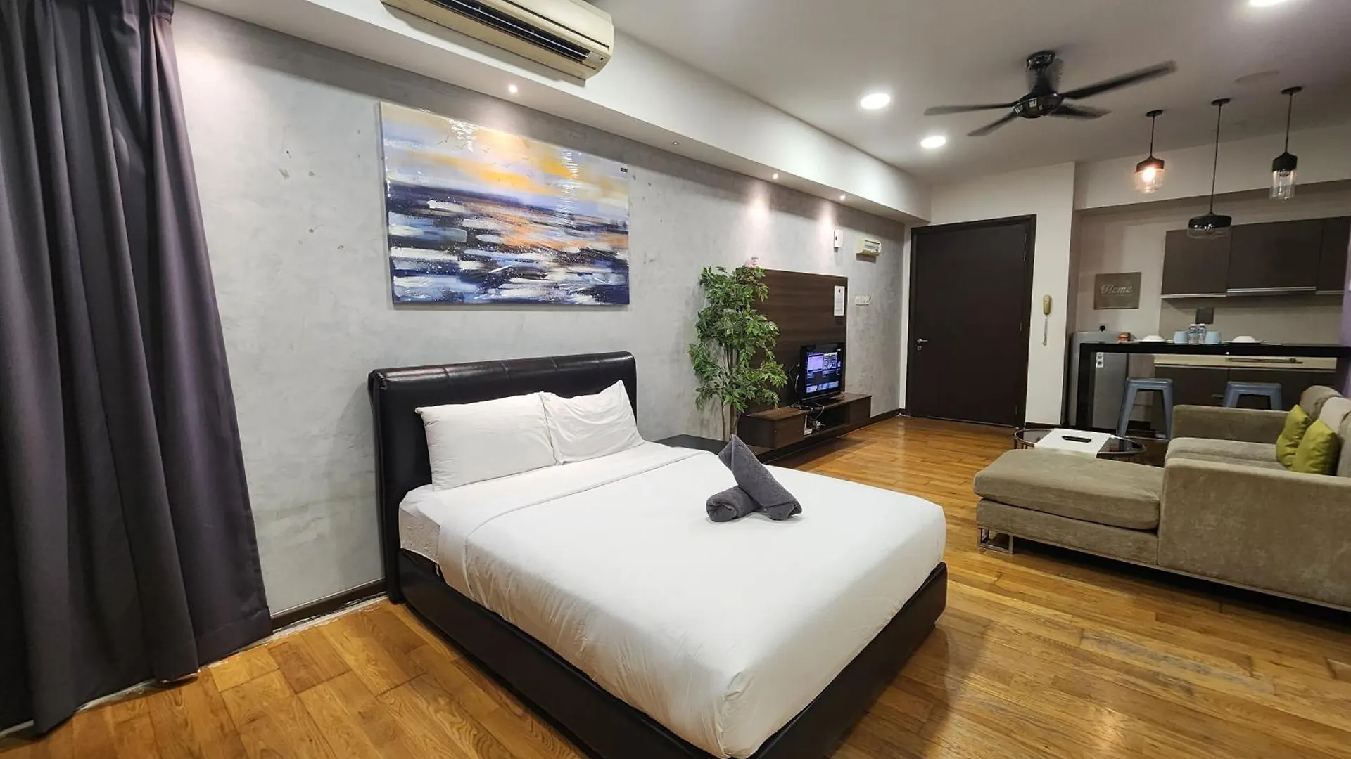 Regalia Suites & Residences By Myge Homes 吉隆坡 0*,
