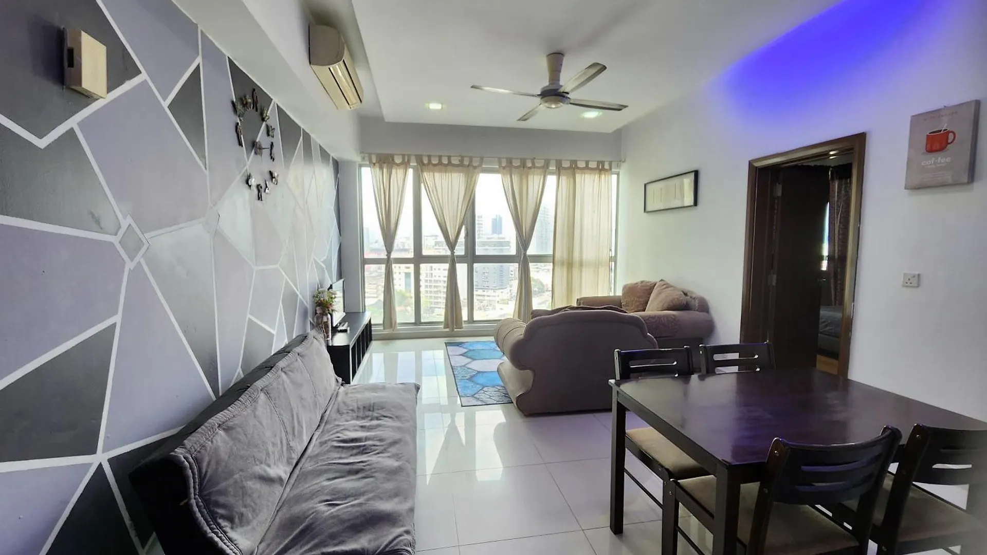 公寓 Regalia Suites & Residences By Myge Homes 吉隆坡